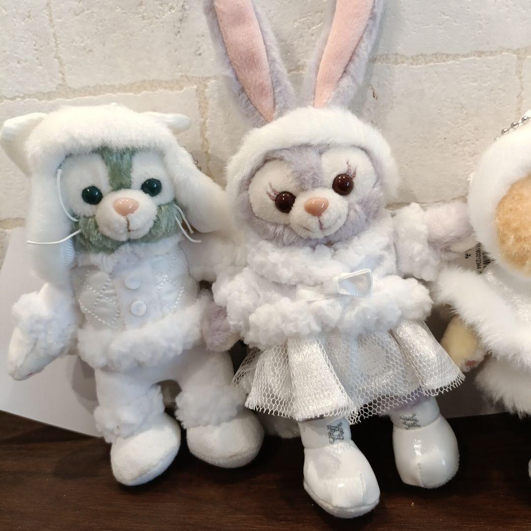 ダッフィー＆フレンズ　ウィンターホワイトタイムワンダーズ　ぬいぐるみバッヂセット