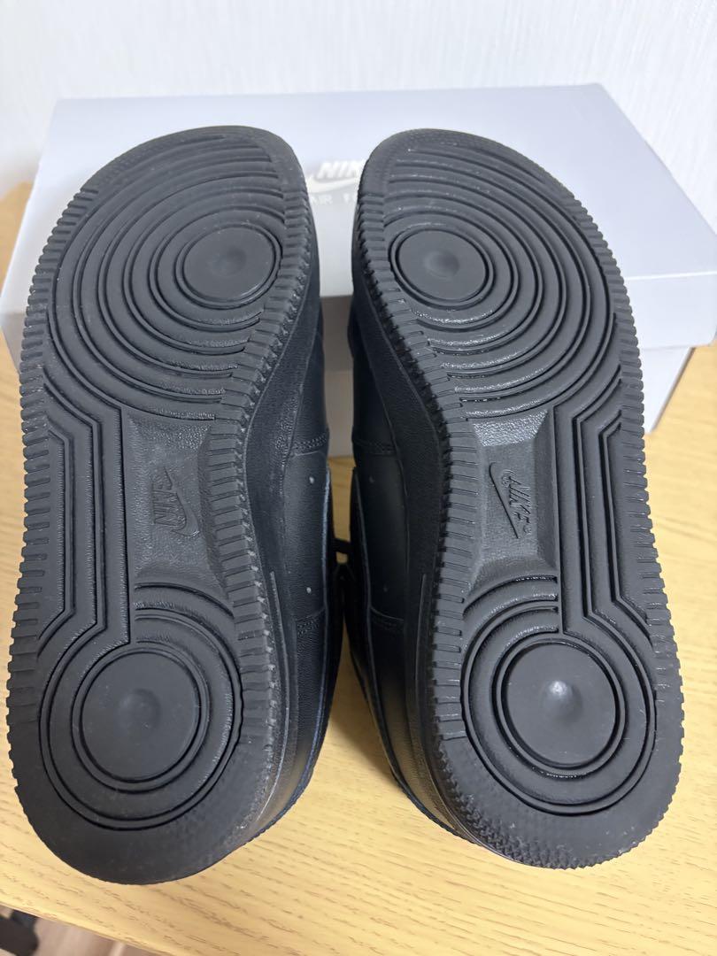 【極美品】Nike Air Force 1 '07 黒