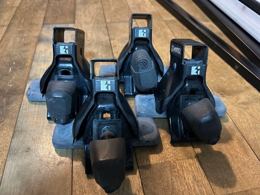 innoカーメイトin557ルーフキャリア＆カーゴネット&ベース(フリード仕様)