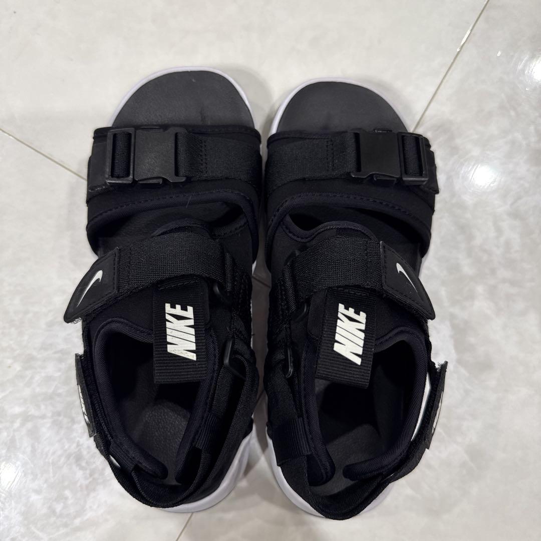 NIKE キャニオン　スポーツサンダル ブラック　24㎝