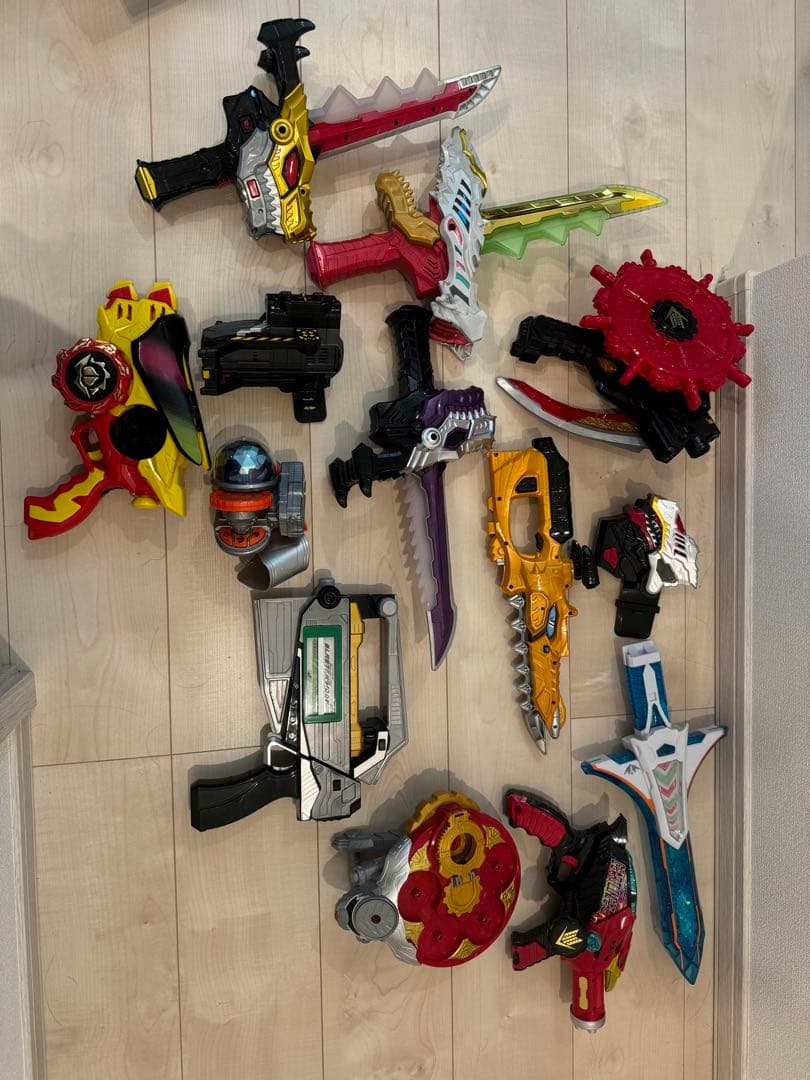 変身アイテム・武器 おもちゃセット 仮面ライダーゼッツ』変身アイテムの「DXライダーカプセム」や