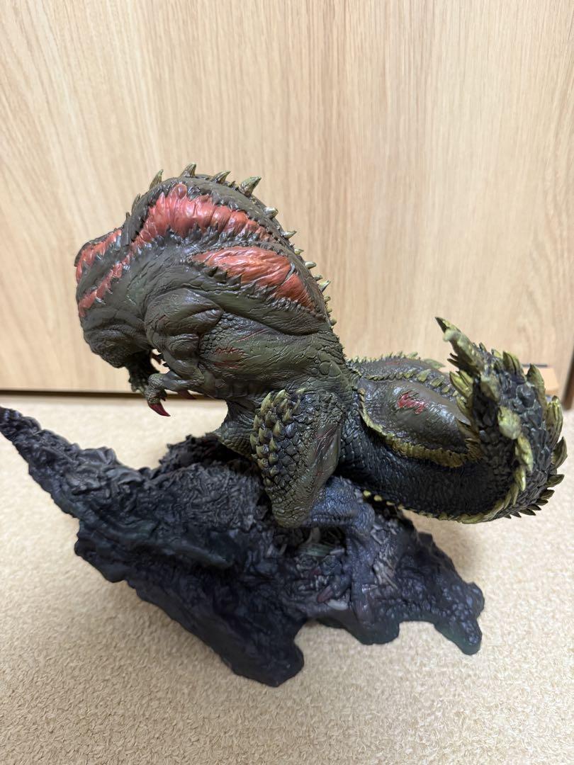 モンハン　カプコン　クリエイターズモデル 恐暴竜 イビルジョー　フィギュア