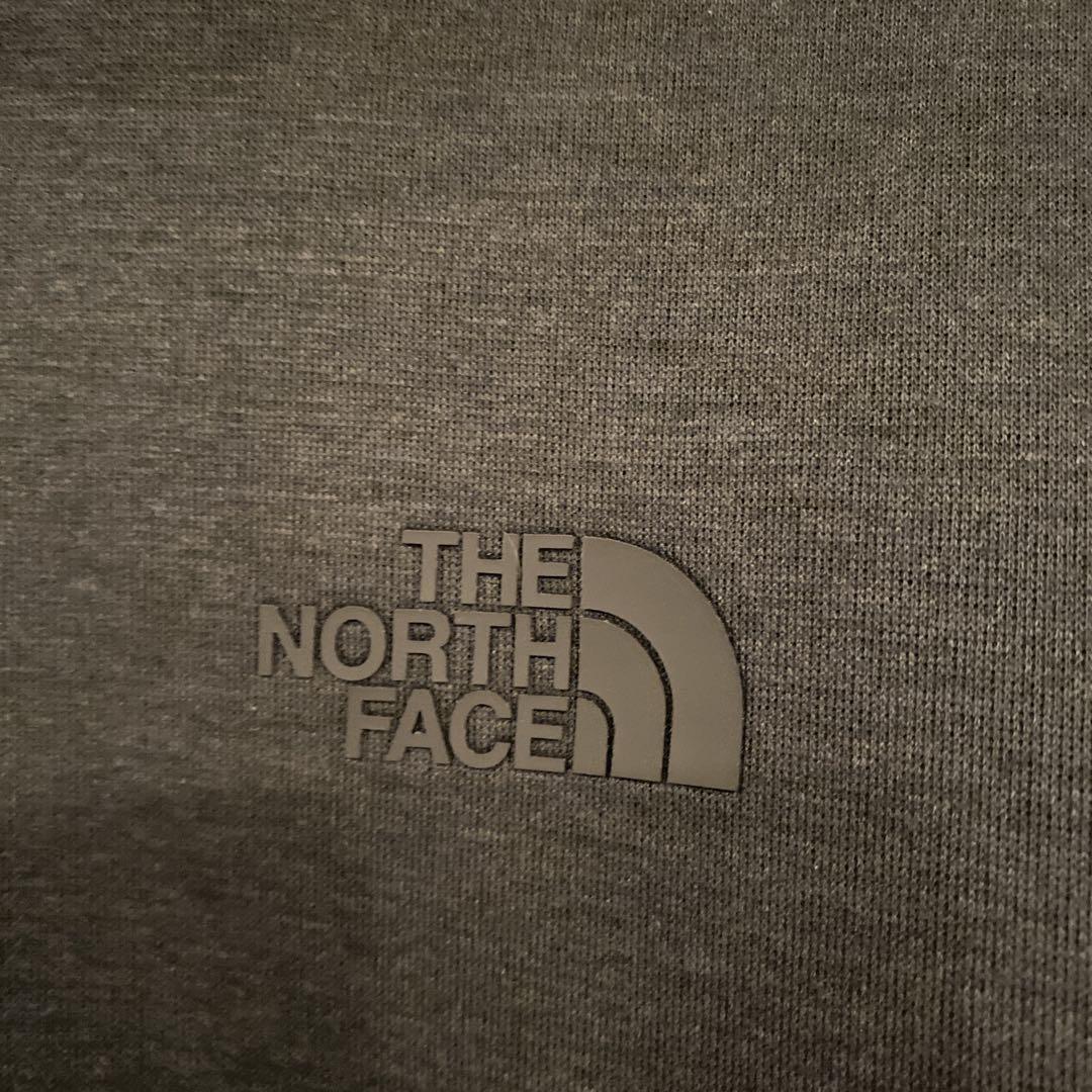 THE NORTH FACE パーカー未使用❣️