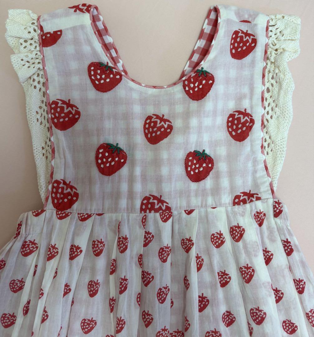 Bachaa いちご柄 半袖 刺繍 ワンピース 120cm 姉妹お揃い - メルカリ