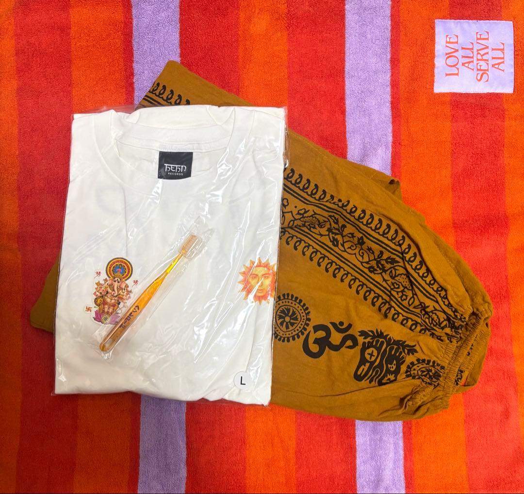 藤井風さん 風SUN TシャツLサイズ・新品＋ラムナミ柄エスニックパンツ