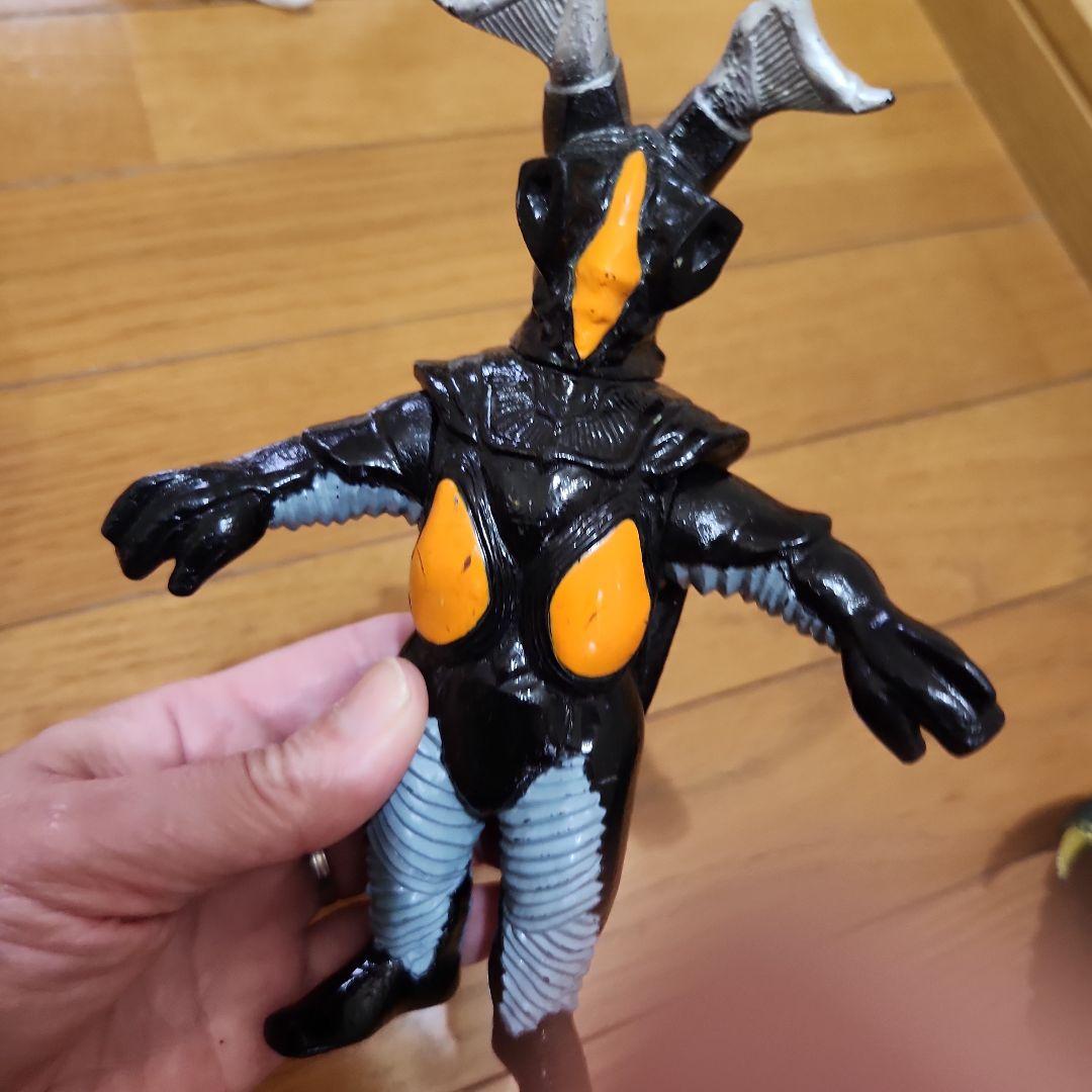 シン・ウルトラマン」に登場 「ゼットン」ビッグサイズのソフビ