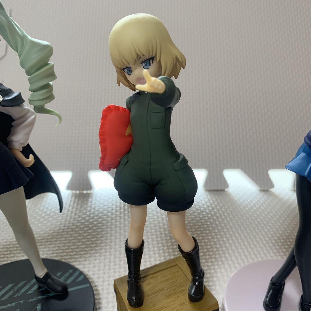 ガルパンフィギュア3体セット ガルパンフィギュアセット 3体セット - メルカリ