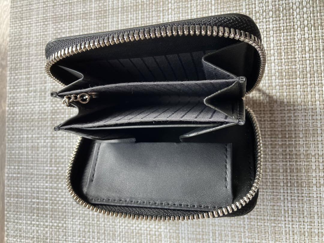 ITTI 黒 レザー ジッパー付き財布