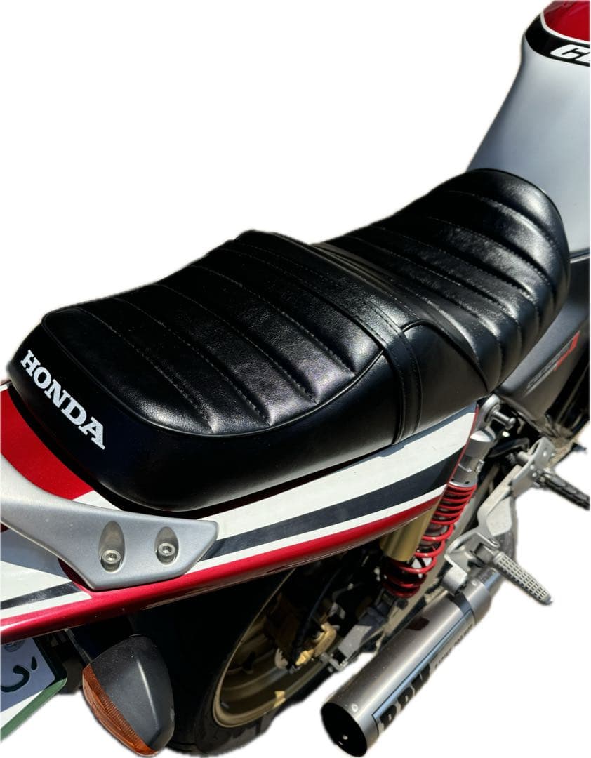 即日発送 cb400sf タックロールシート ビンテージ風 nc39 nc42 即日発送 cb400sf タックロールシート ビンテージ風 nc39 nc42