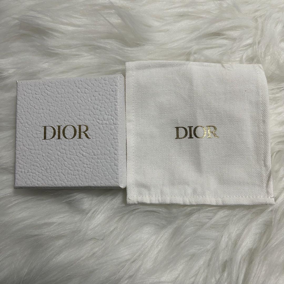 Dior オールトライバルピアス パールゴールド