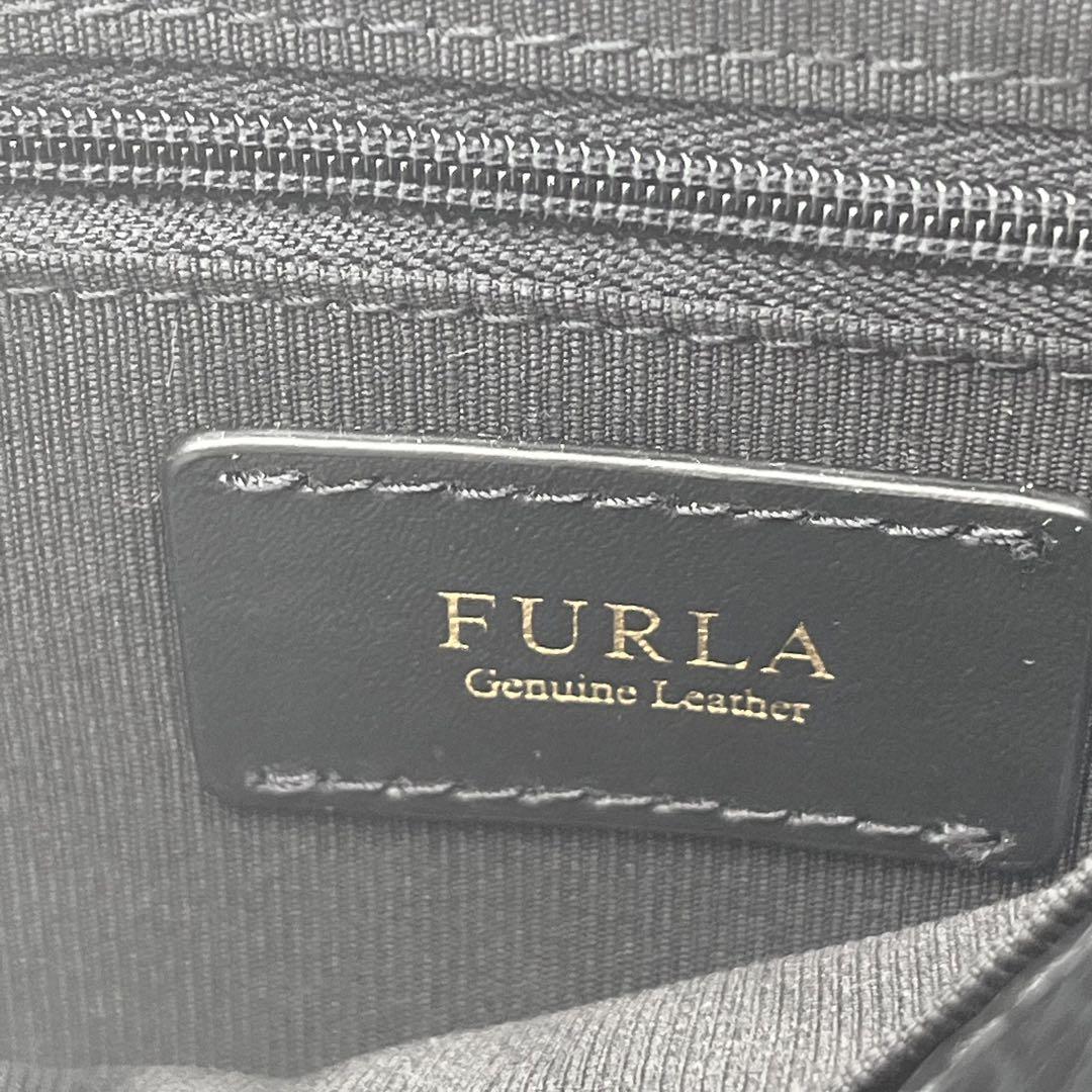 ✨極美品✨【フルラ】シャーリー　ショルダーバッグ　ブラック　シボ革