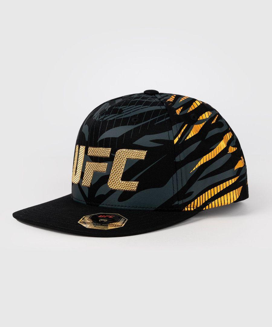 UFC Venum Authentic Fight Night キャップ 黒金