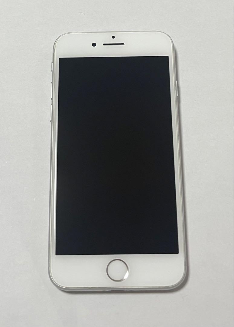 iPhone シルバー