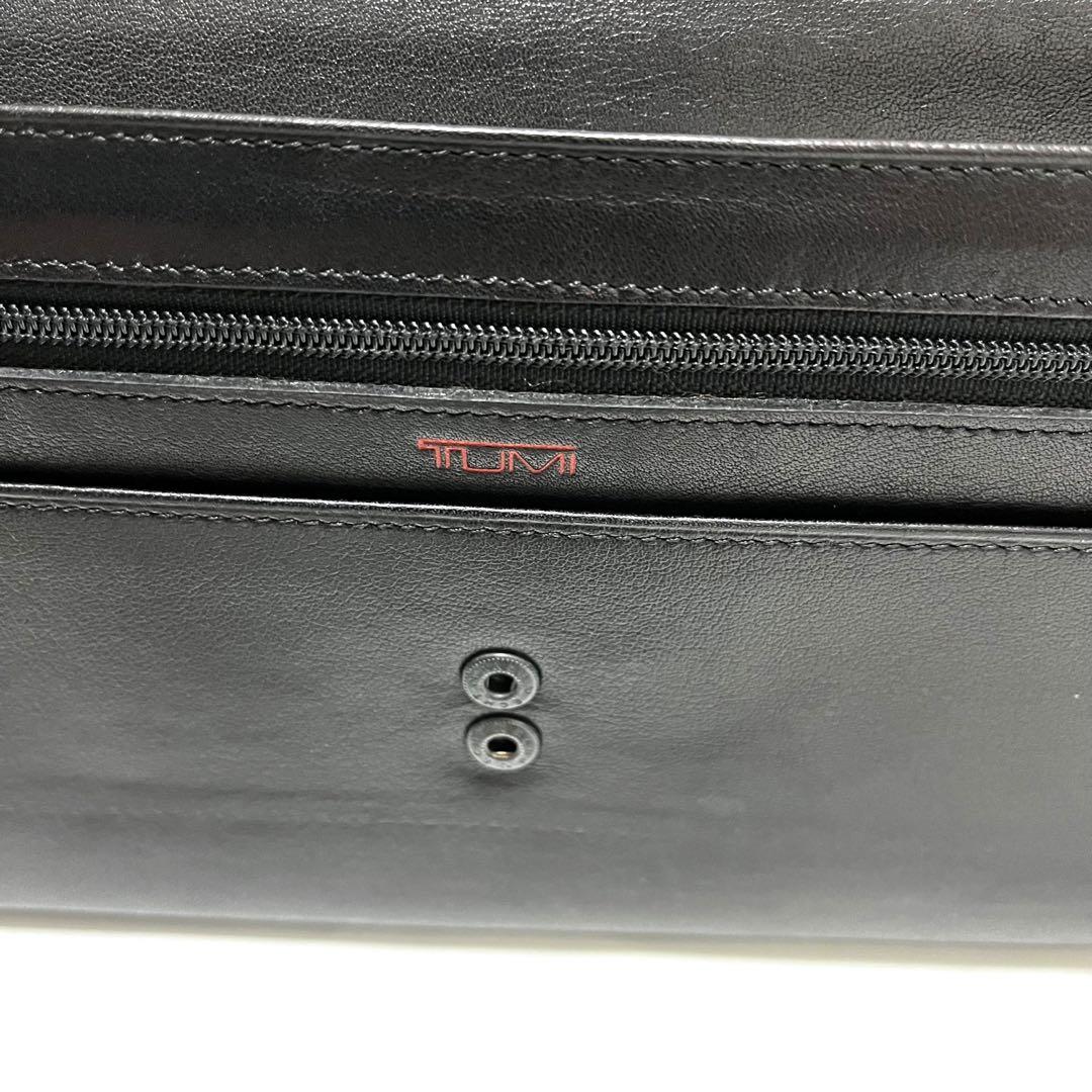 TUMI トゥミ パスポートウォレット トラベルドキュメント　ブラックレザー