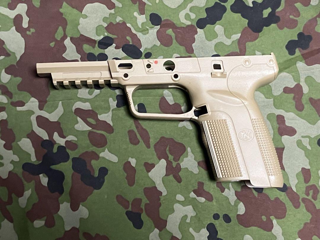 東京マルイ FN 5-7 GUARDER ガスブローバック フレーム タンカラー