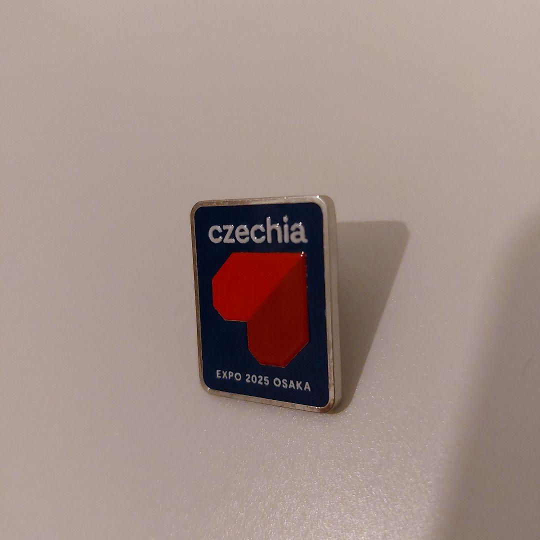 大阪関西万博　チェコ パビリオン ピンバッチ 非売品 チェコパビリオン ピンバッジ 非売品 (大阪関西万博) - メルカリ