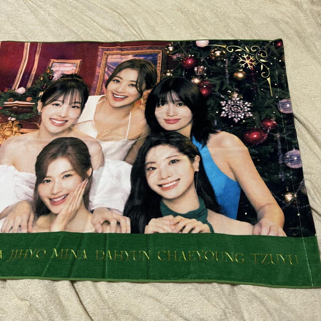 TWICEくじ　ラストワン賞　バスタオル　ファミマ TWICE ファミマ1番くじ ラストワン賞 フォトバスタオル - メルカリ