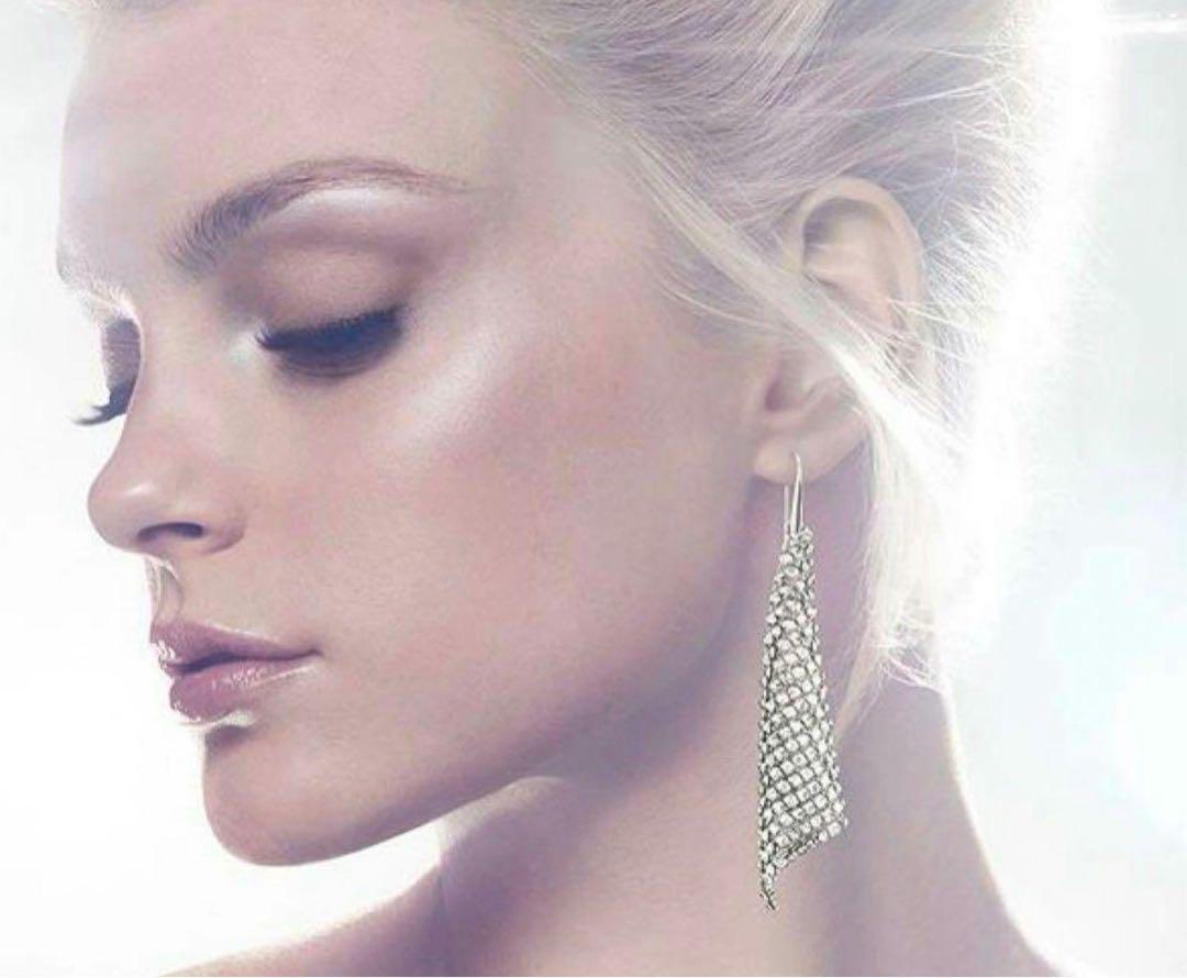 土日特価‼️ SWAROVSKI スワロフスキー フィットピアス