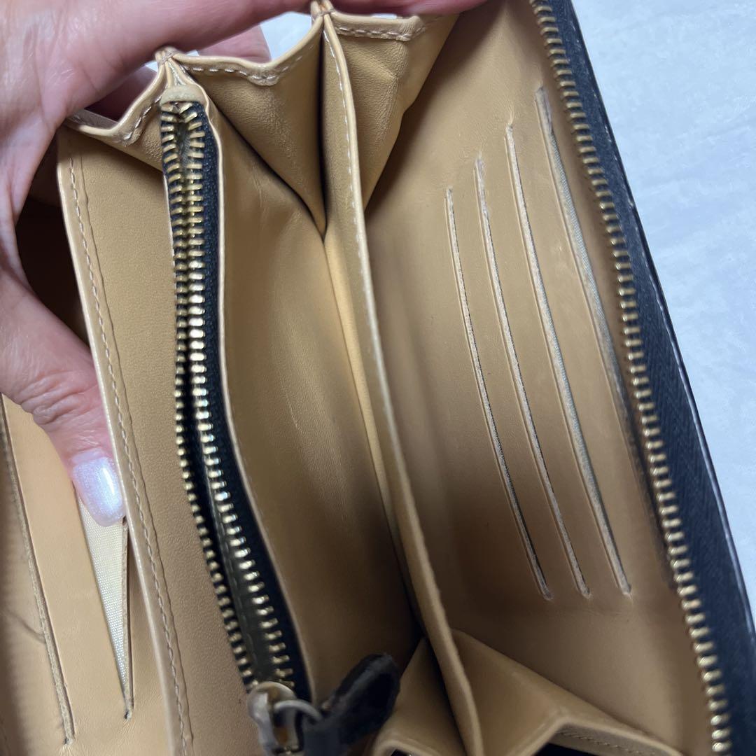 J&M Davidson 二つ折り ミニ財布 ブラック クロコ型押し - メルカリ