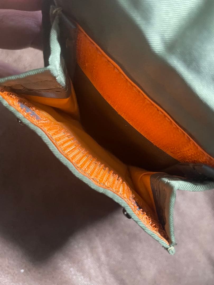 【極美品】吉田カバン ポーター タンカー セージグリーン 二つ折り財布 【極美品】吉田カバン ポーター タンカー セージグリーン 二つ折り財布