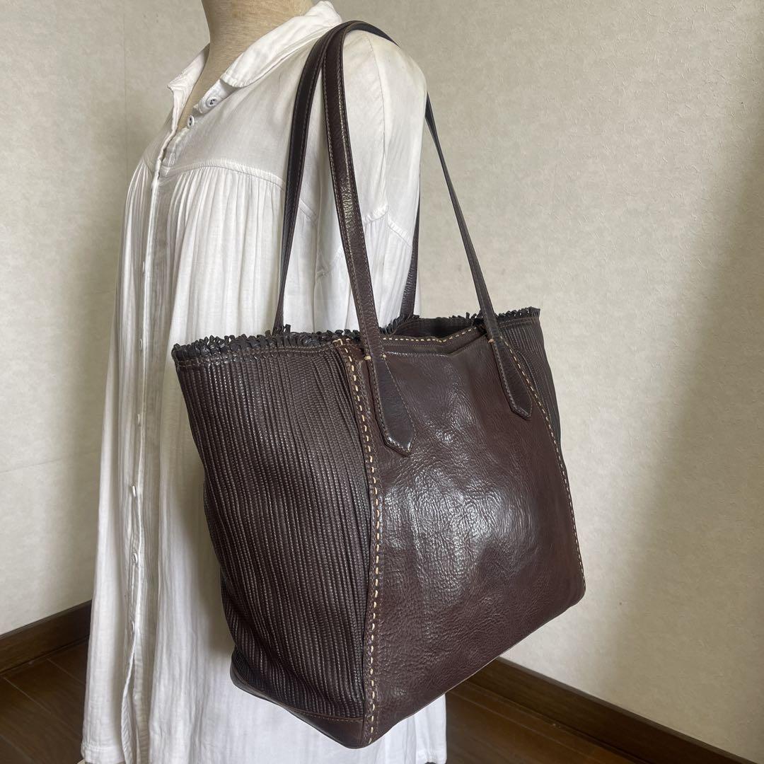 ◇ dan genten ダンゲンテン レザーショルダーバッグ ダークブラウン◇