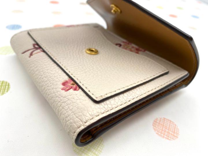 ませこちら ✿︎ コーチ バッグ 折財布 ブーケがら ObFdh-m41421167388 新品 未使用 ✿︎ COACH ┻せんのでご