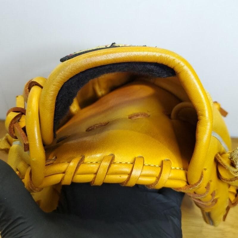 ミズノ 井端弘和モデル ダイアモンドマスター 限定品 美品 内野用 軟式グローブ ミズノ 井端弘和モデル ダイアモンドマスター 限定品 良品 内野用 軟式