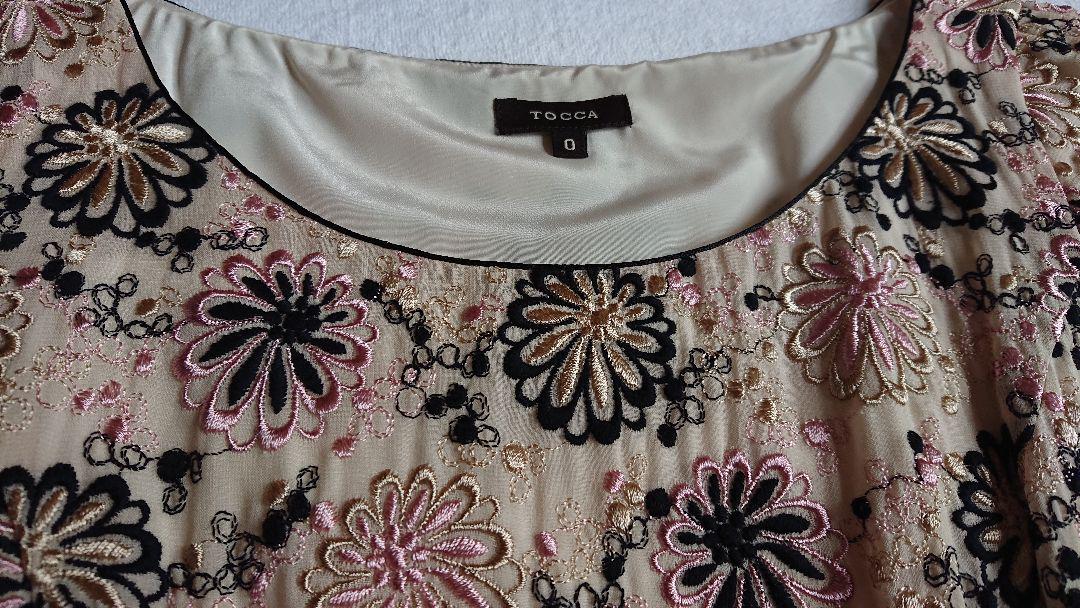 美品 tocca 刺繍ワンピース 日本製 美品 TOCCA、花柄刺繍ワンピース