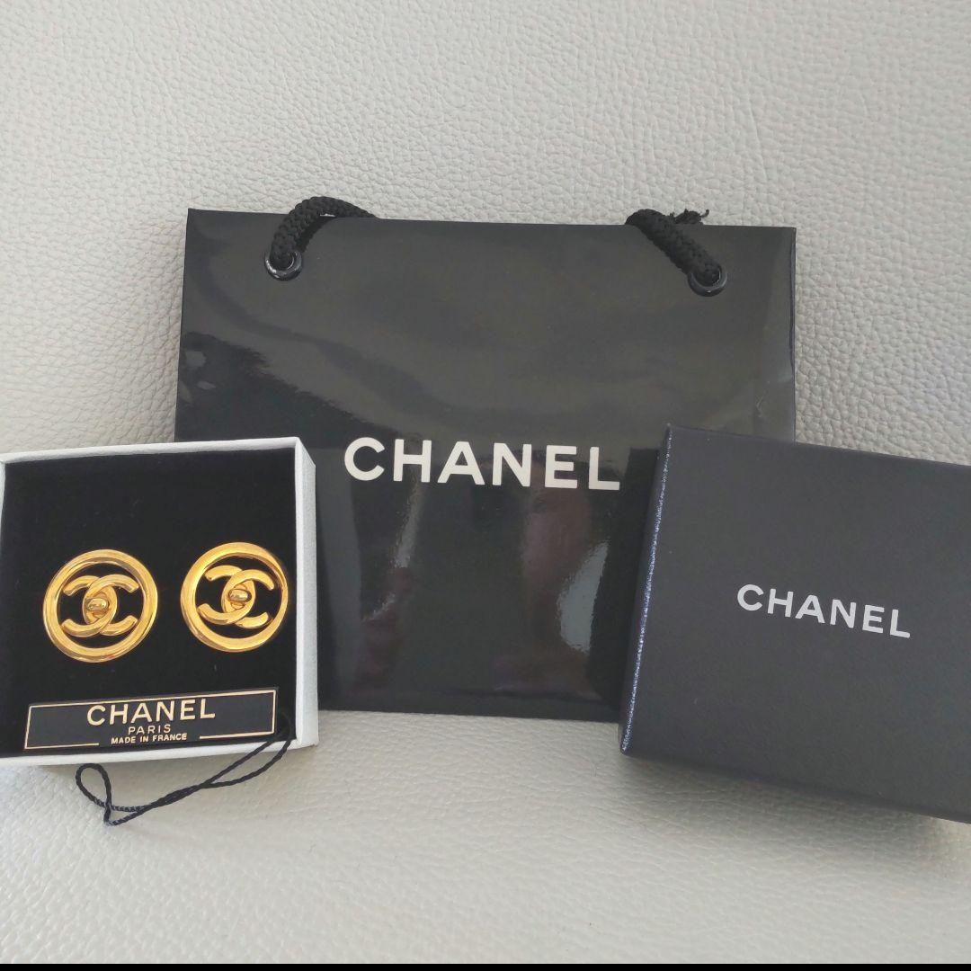 新品 CHANEL イヤリング