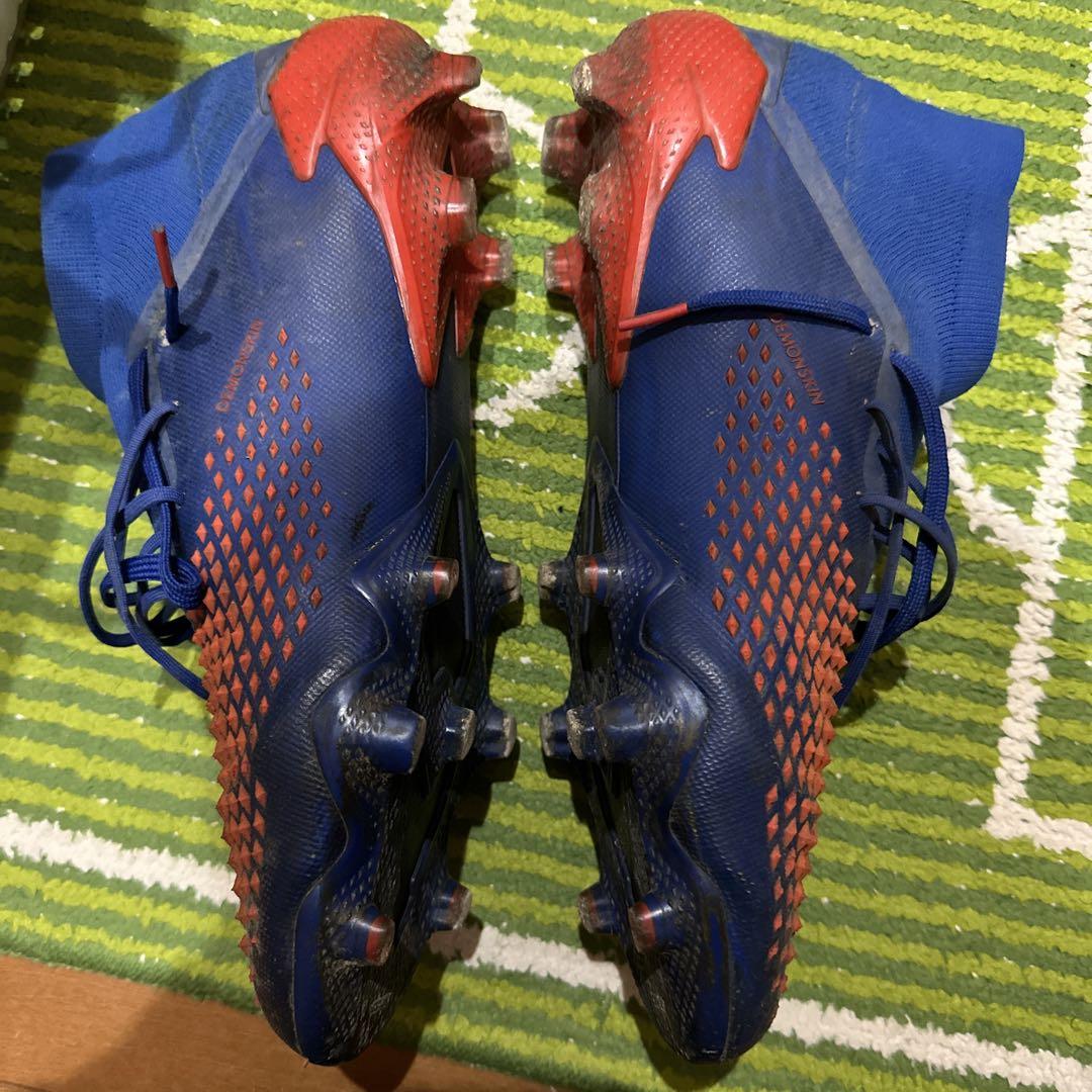 サッカースパイク adidas プレデター 28.5