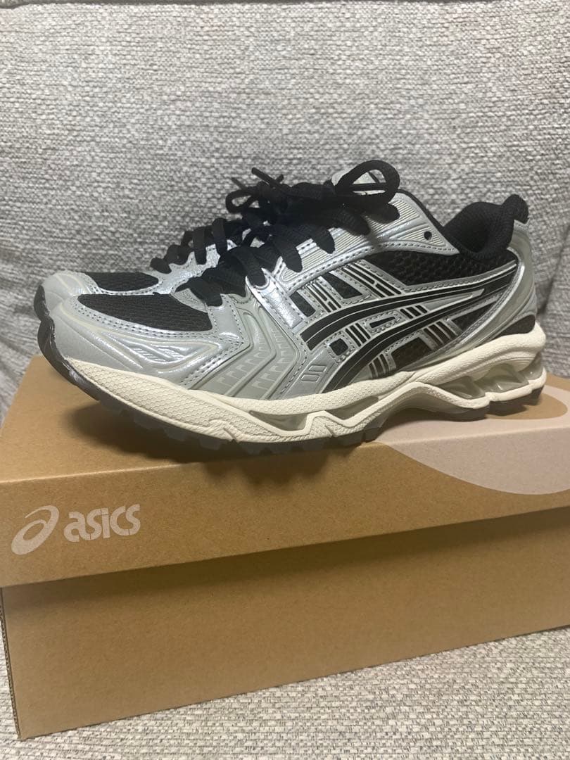 ASICS GEL-KAYANO 14  23.0cm