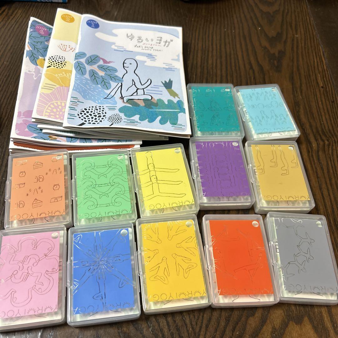 フェリシモ『ゆるいヨガ』テキスト12冊&カード12セット フェリシモ『ゆるいヨガ』テキスト12冊&カード12セット