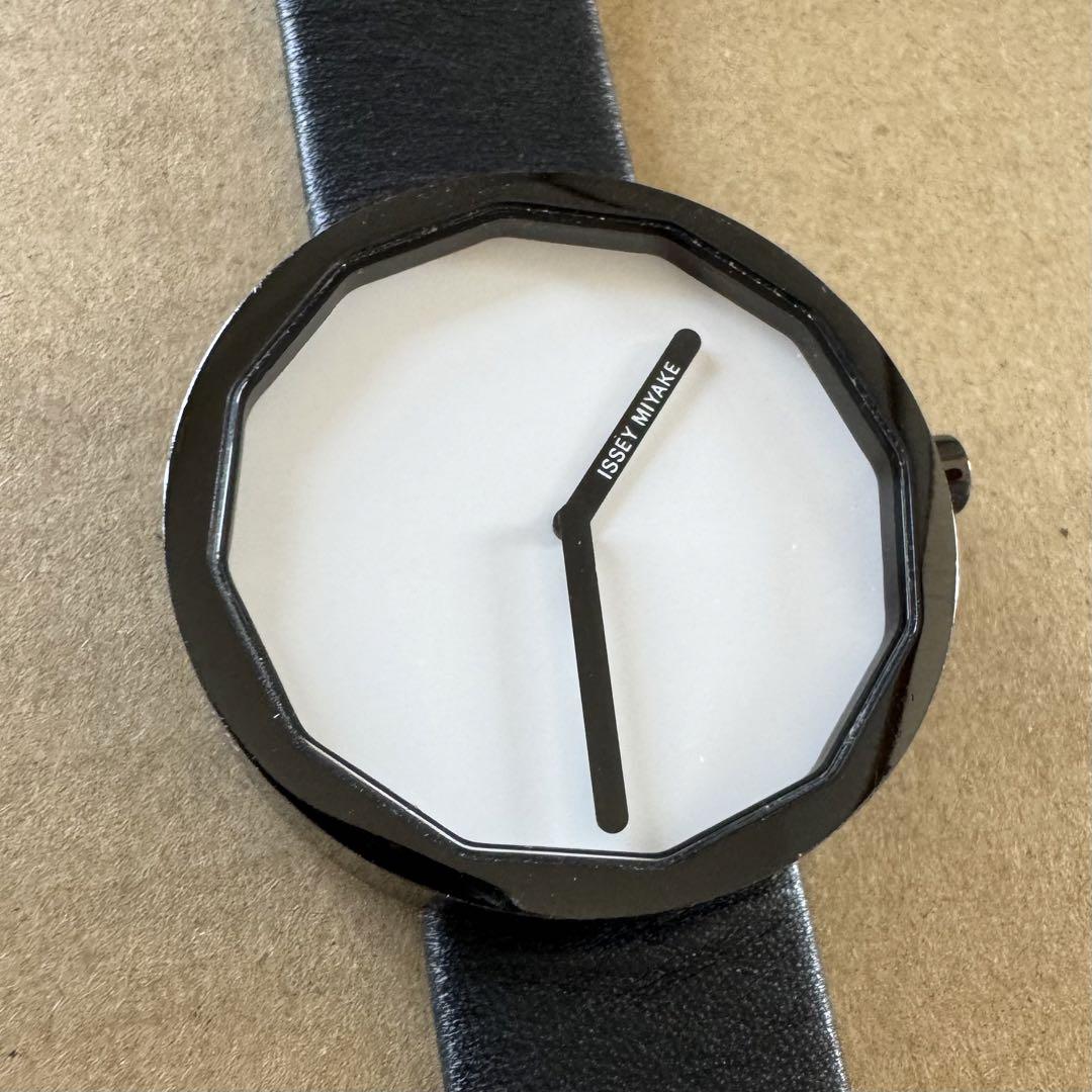 【電池交換済】ISSEY MIYAKE イッセイミヤケ 腕時計 トゥエルブ 黒