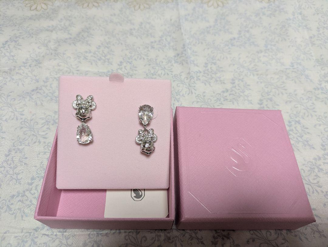 【レア】SWAROVSKI スワロフスキー ディズニー ミニー ドロップピアス