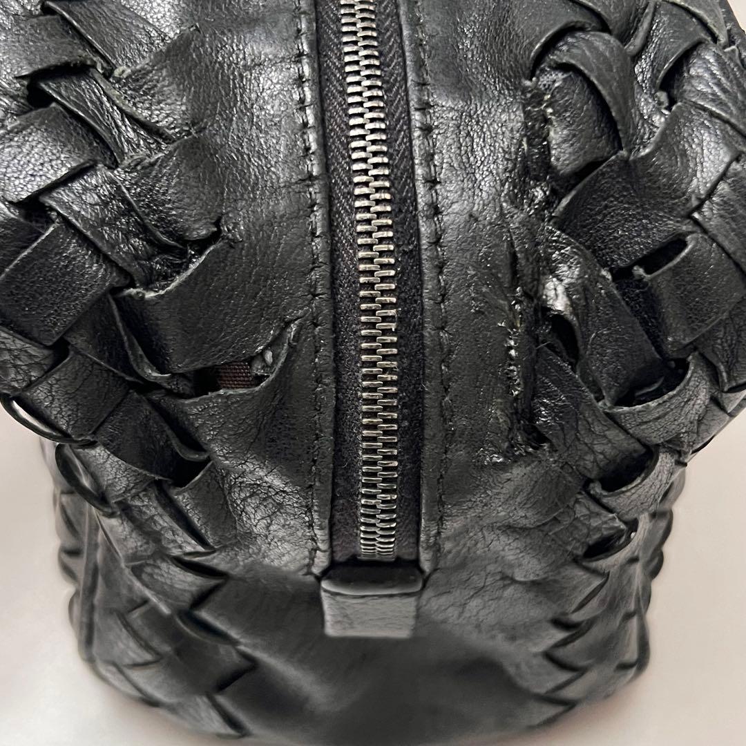 ハンドル付きクラッチバッグ