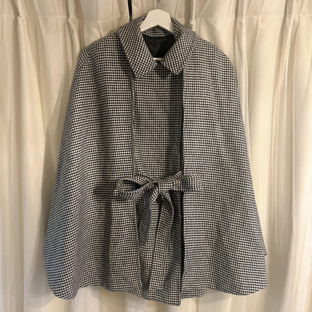 LILY BROWN（リリーブラウン）の「RESCWOOL 2wayケープコート