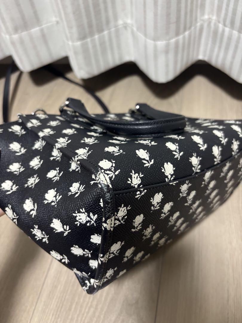 coach 花柄ショルダーバッグ 黒 ブラック