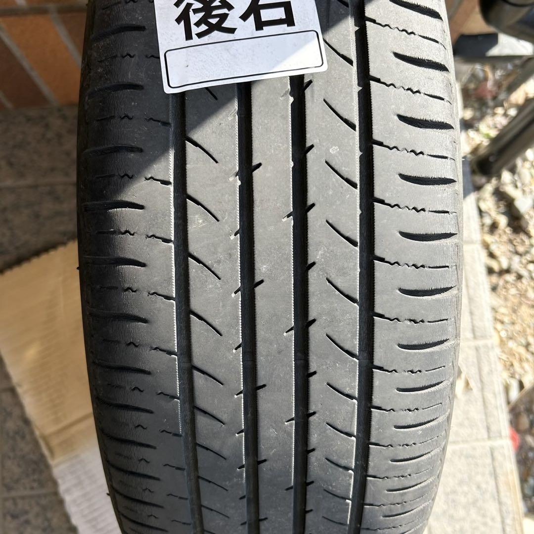タイヤ 純正