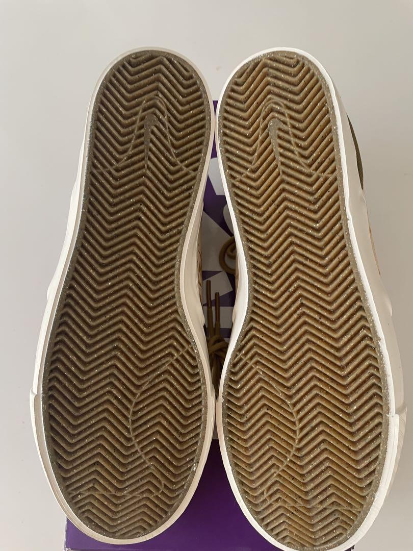 Nike Stefan Janoski FD6641-200 ベージュ
