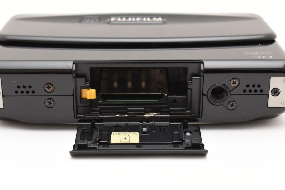 FUJIFILM FinePix REAL 3D W1 コンパクトデジタルカメラ