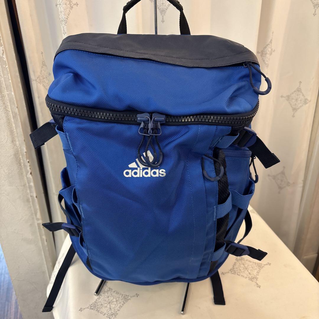 adidasリュックその他