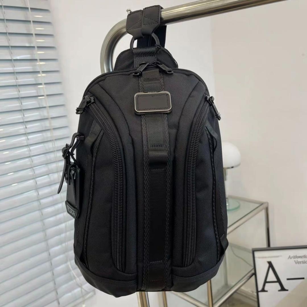 TUMI「ナイト」スリングバックパック ブラック 通勤 通学 PC収納可