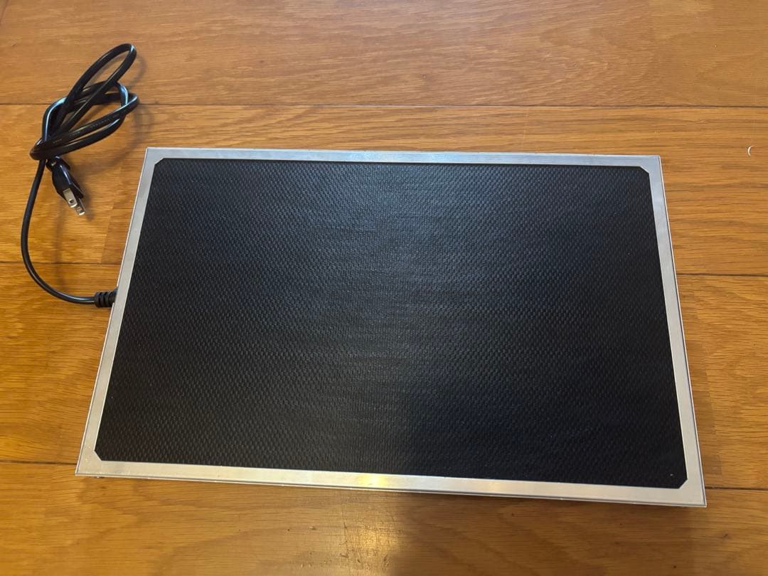 ダントツ　Lサイズ　ペット　爬虫類用ヒーター