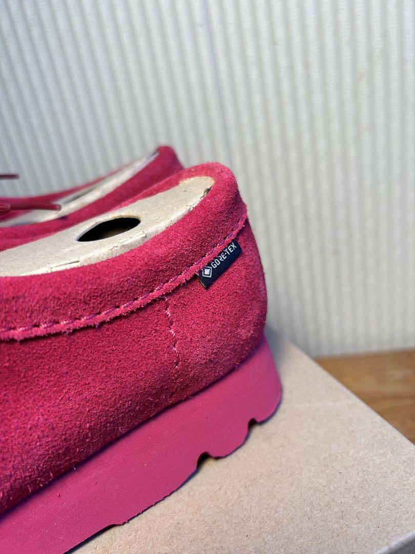 ✨完売　Clarks Wallabee.GTX Berry Suede