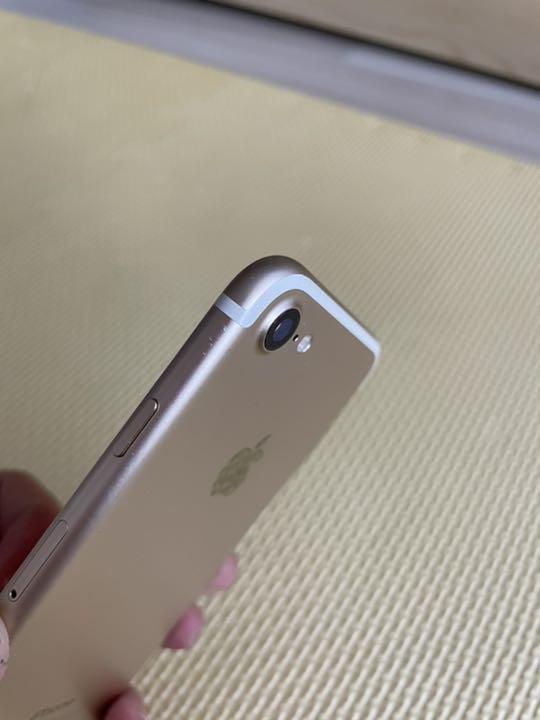 お得最安値 iPhone 7 Gold 128 GB SIMフリー JkxFN-m41496045596 再入荷在庫