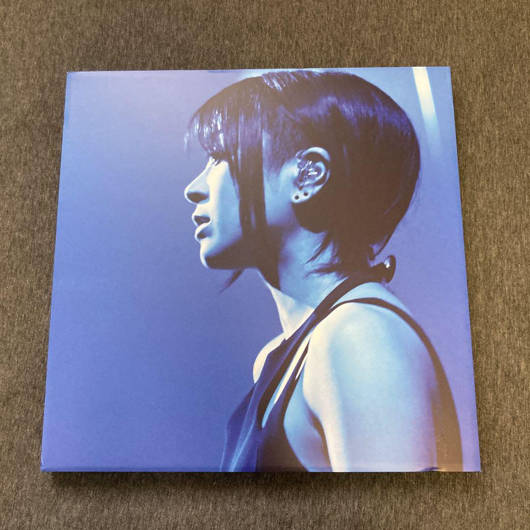 宇多田ヒカル Hikaru Utada Laughter in the Dar…