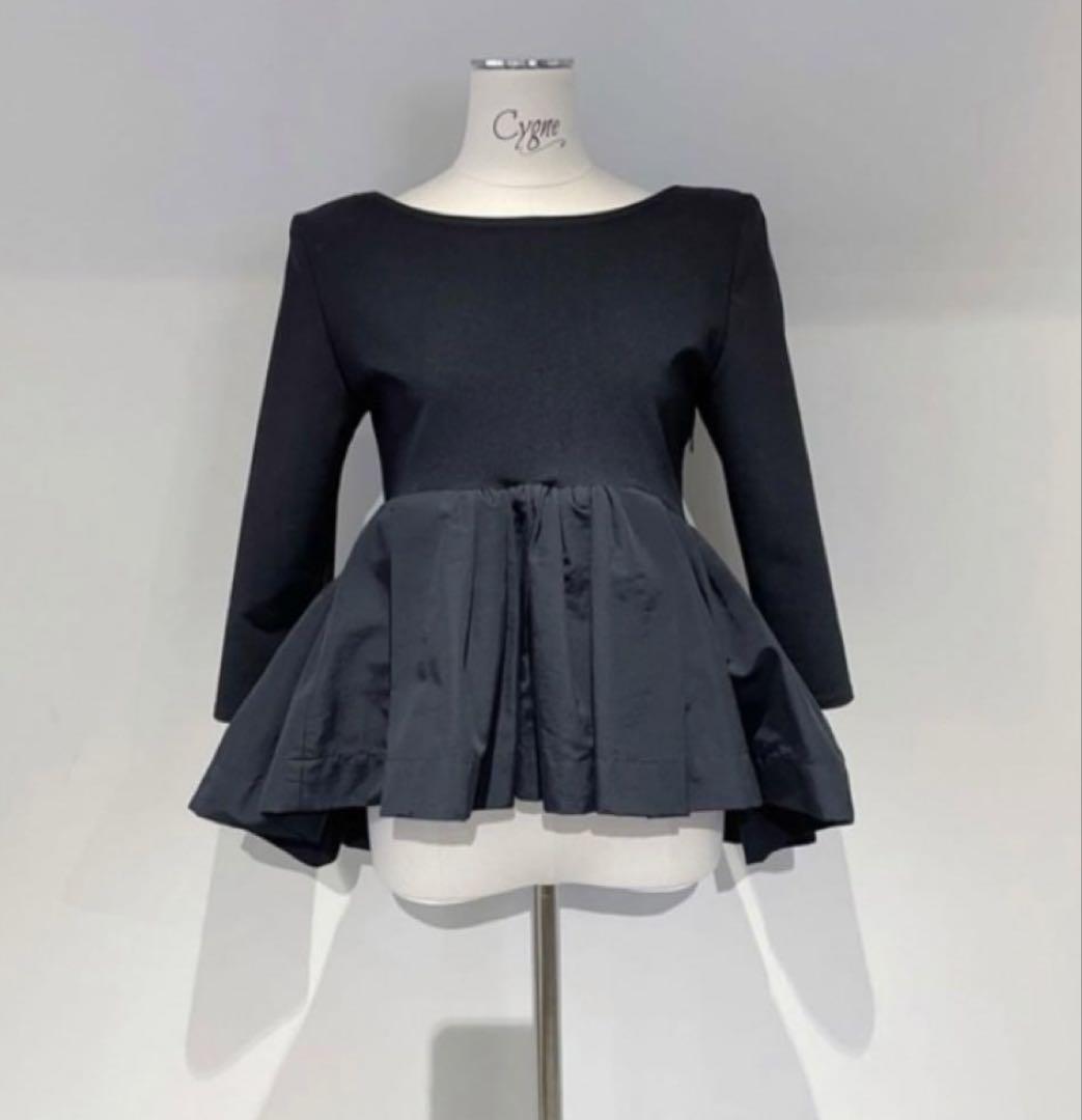 Cygne♡バックコンシャスぺプラムトップス　 サイズ0