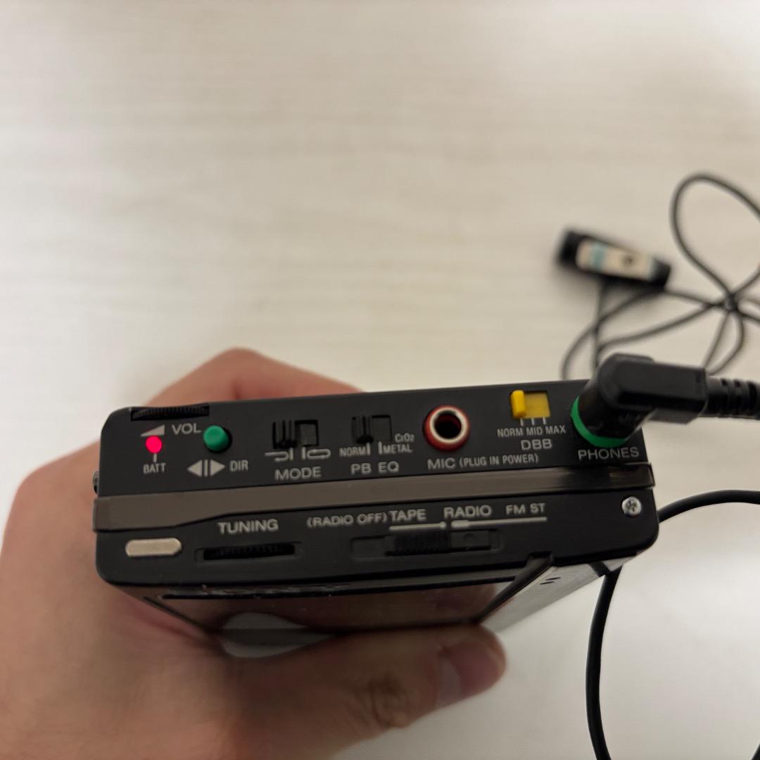 SONY ウォークマン WM-F404 ラジオ付 カセットプレーヤー ジャンク品