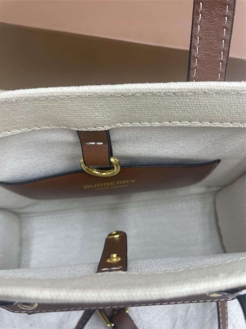 BURBERRY ショルダーバッグ アイボリー/ブラウン