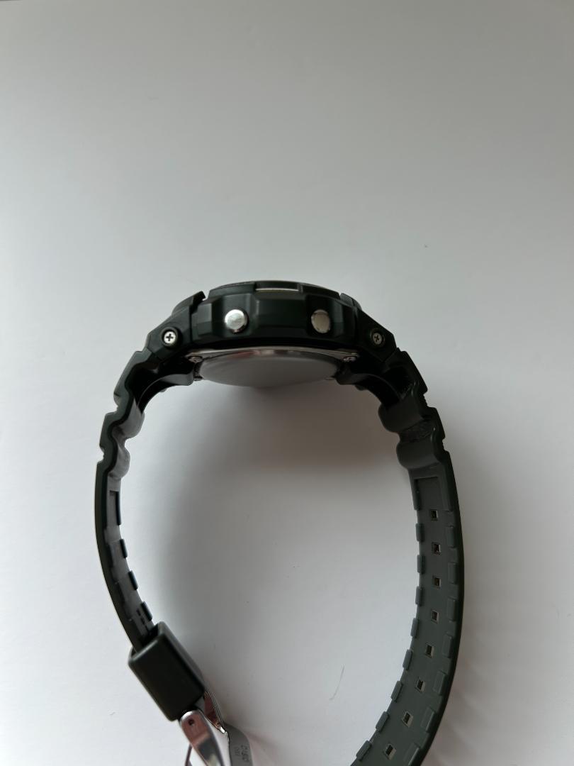 廃番レア G-SHOCK AWG-M100A-3AJF カーキ×ゴールド